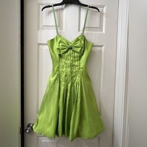 Green short dress